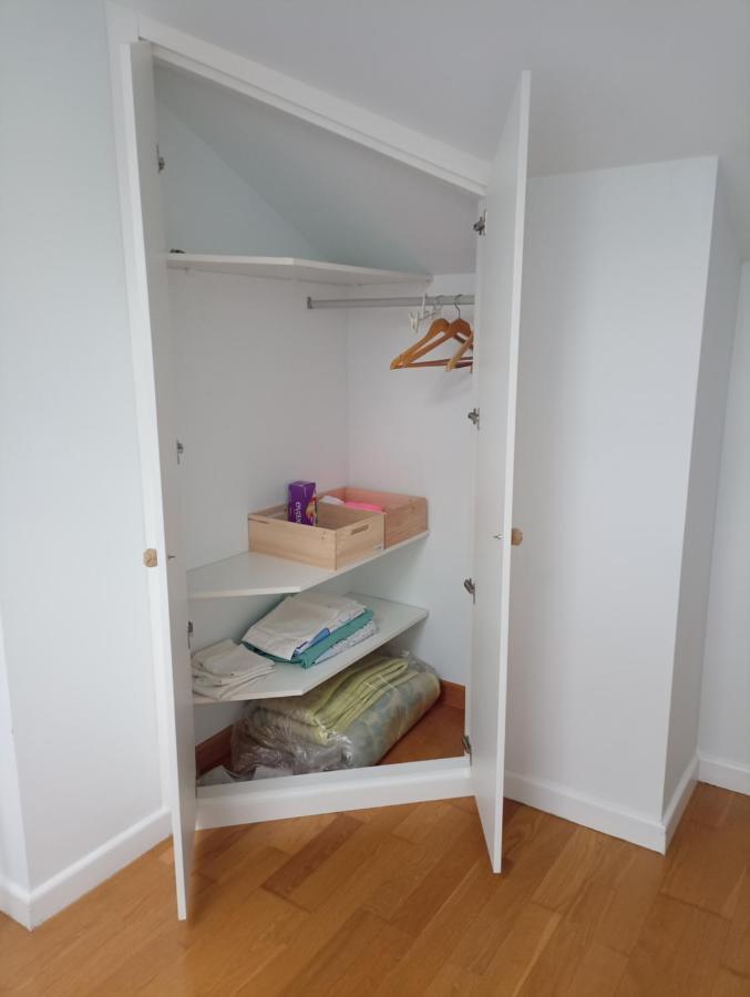 Duplex En Comillas Luaran gambar